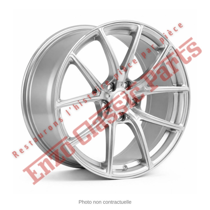 Jeu de jantes multibranches grises Ferrari 488 Jeu de jantes multibranches grises Ferrari 488